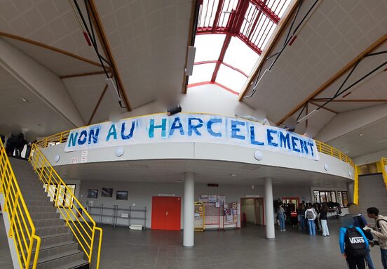 Lutte contre le harcèlement scolaire au collège La Pierre aux Fées